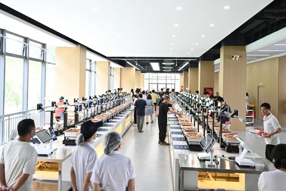 安達智能二期食堂正式開業(yè)，就是這么有“飯”！